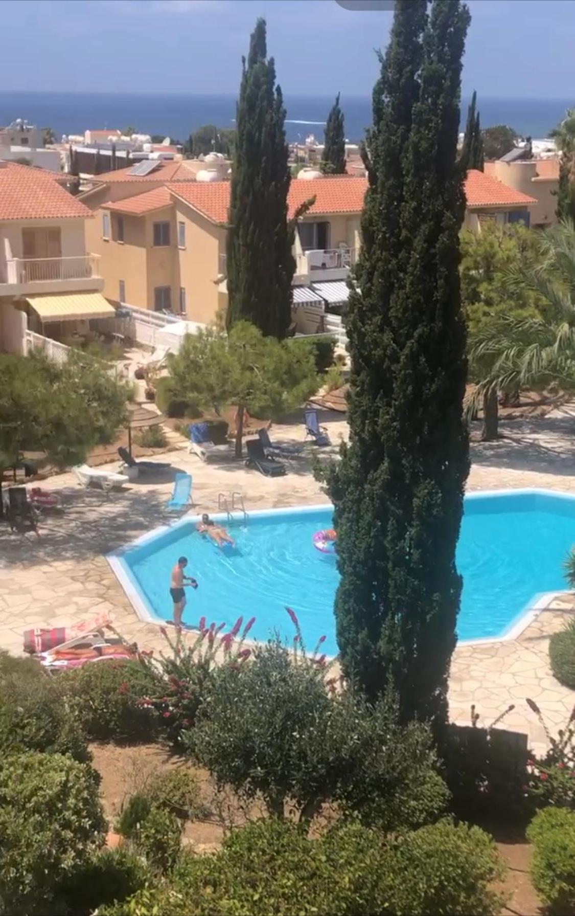 Newly Renovated- Regina Gardens 1, Venus Beach 500 M, Sea&Sunsets View, License Ooo7141 Paphos Bagian luar foto